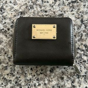 Small Michael kors wallet
